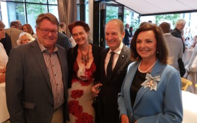Bayerischer Verdienstorden an Uschi Dämmrich von Luttitz