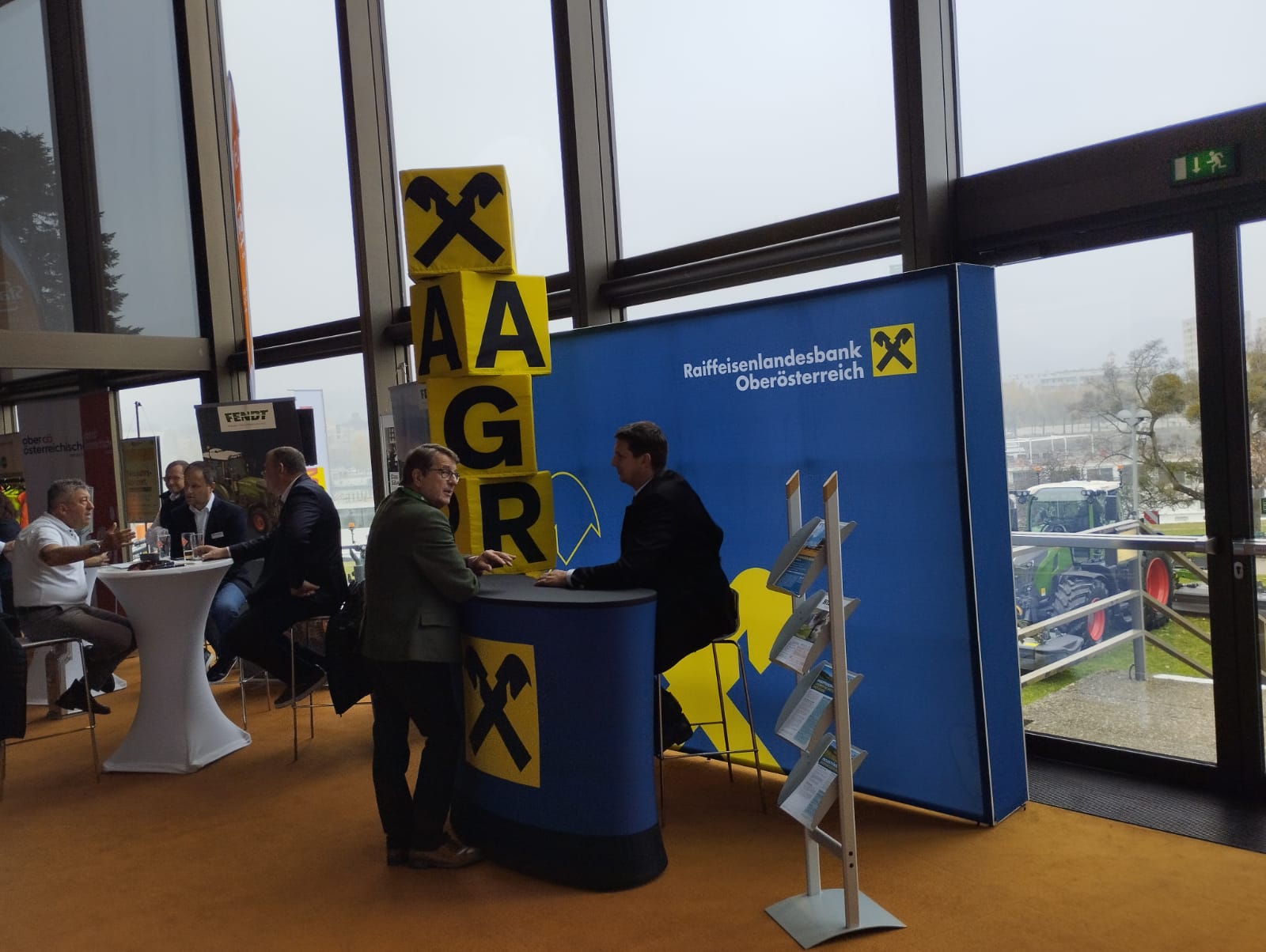 WhatsApp Image 2025-11-13 at 16.36.05